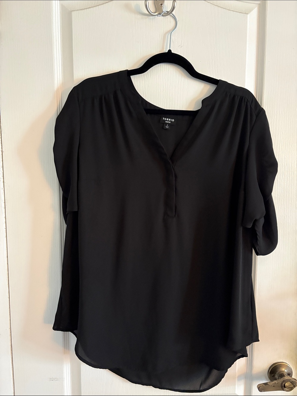 torrid Black Split V-Neck Short Sleeve Blouse